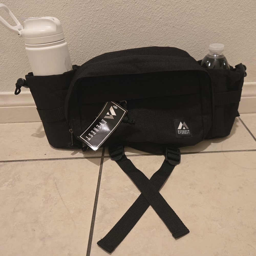 NWT Everest Fanny Pack Black Outdoor Hiking
